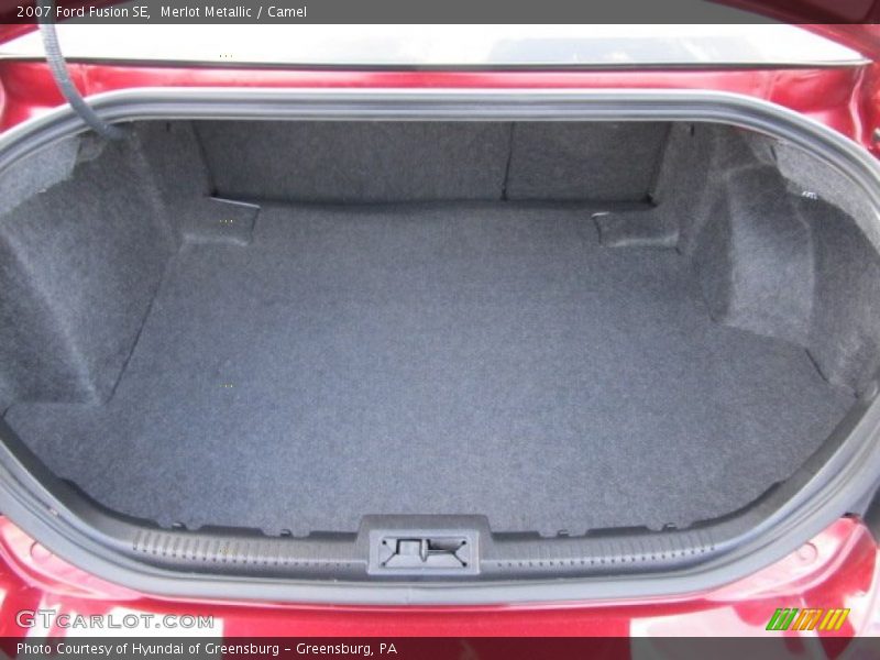  2007 Fusion SE Trunk