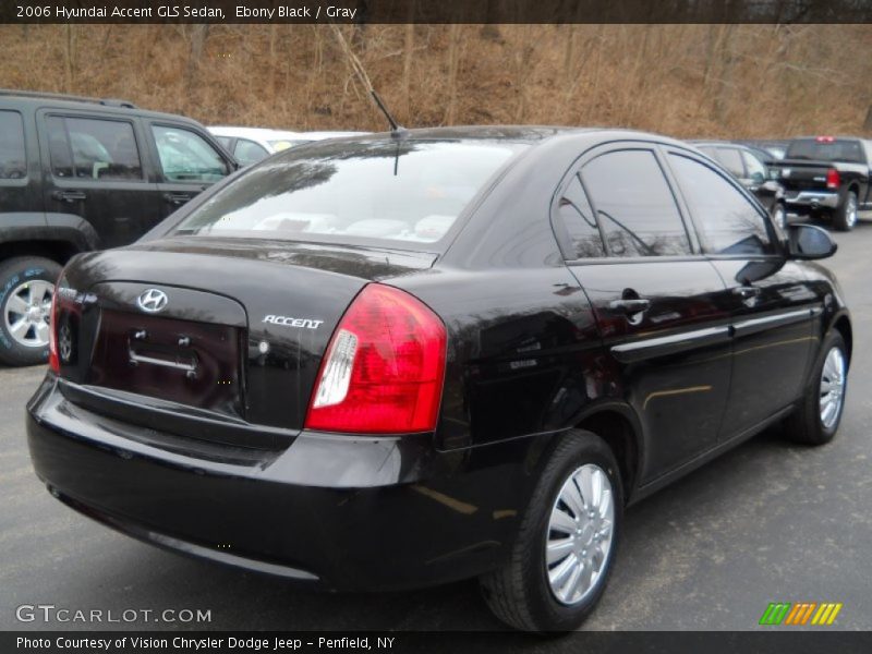 Ebony Black / Gray 2006 Hyundai Accent GLS Sedan