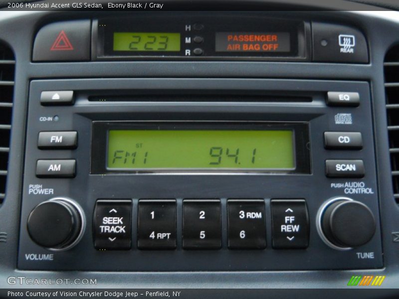 Ebony Black / Gray 2006 Hyundai Accent GLS Sedan