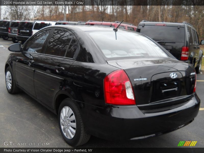 Ebony Black / Gray 2006 Hyundai Accent GLS Sedan