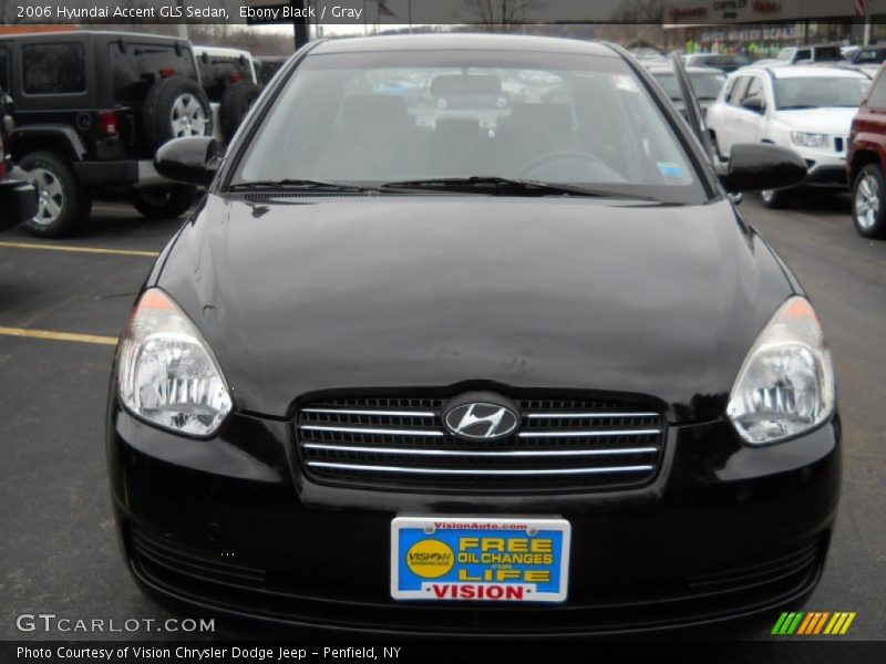 Ebony Black / Gray 2006 Hyundai Accent GLS Sedan
