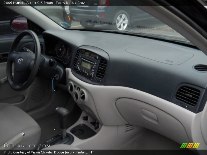 Ebony Black / Gray 2006 Hyundai Accent GLS Sedan