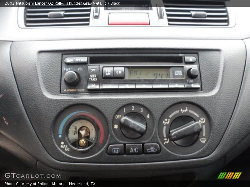 Thunder Gray Metallic / Black 2002 Mitsubishi Lancer OZ Rally