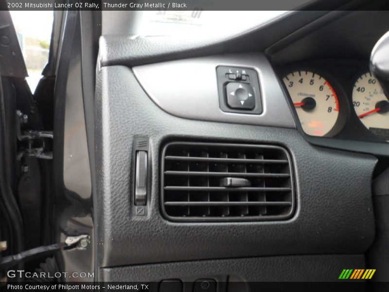 Thunder Gray Metallic / Black 2002 Mitsubishi Lancer OZ Rally