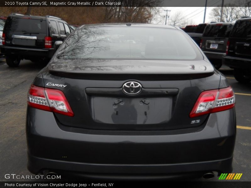 Magnetic Gray Metallic / Dark Charcoal 2010 Toyota Camry SE