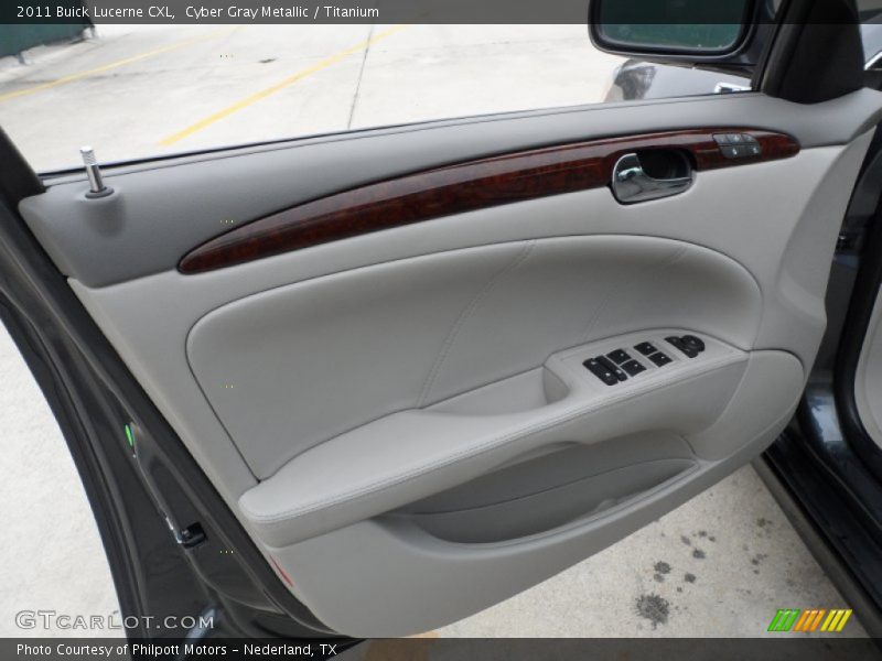 Cyber Gray Metallic / Titanium 2011 Buick Lucerne CXL