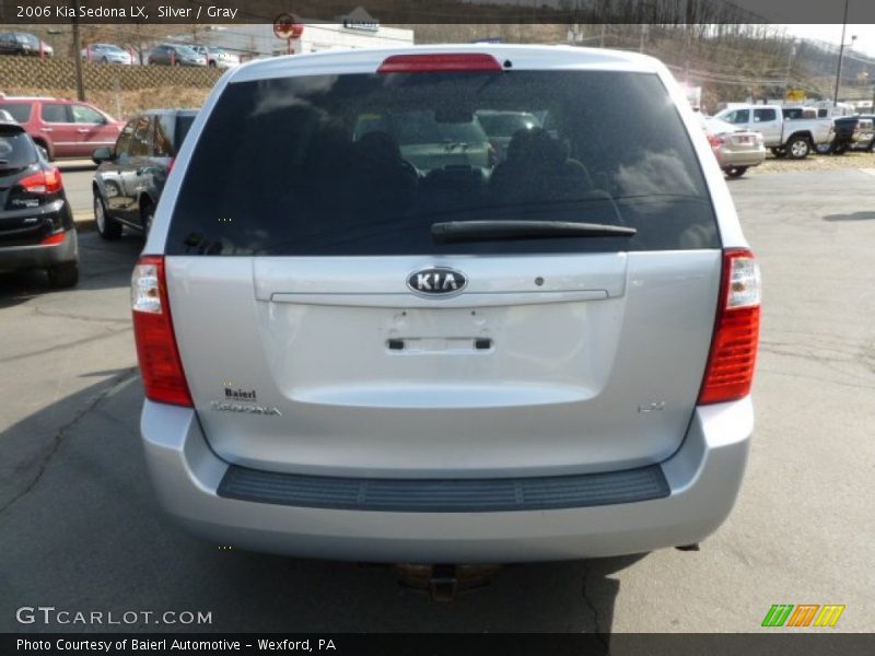 Silver / Gray 2006 Kia Sedona LX