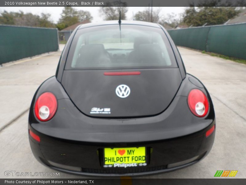 Black / Black 2010 Volkswagen New Beetle 2.5 Coupe