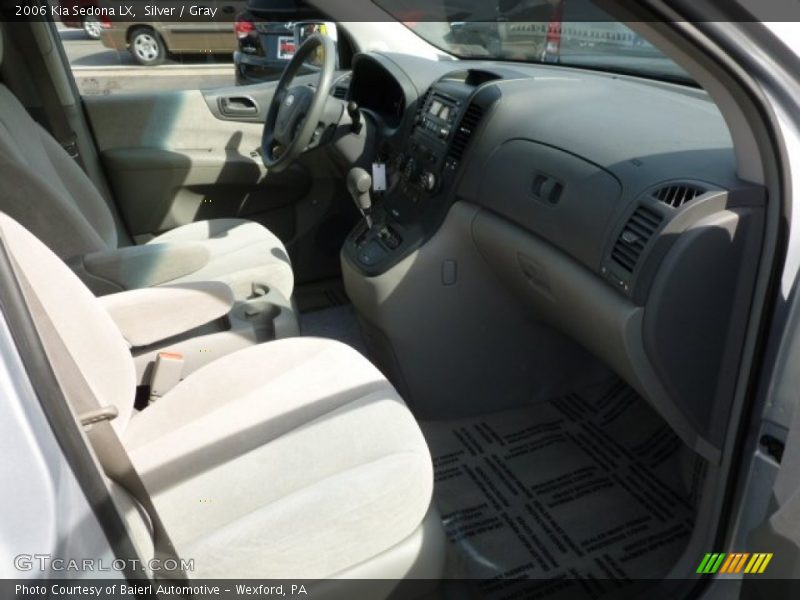 Silver / Gray 2006 Kia Sedona LX