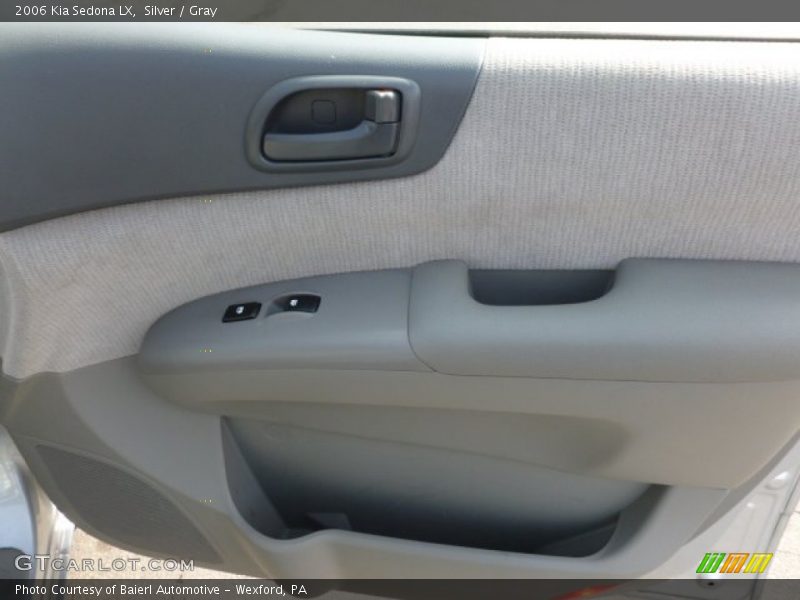 Silver / Gray 2006 Kia Sedona LX