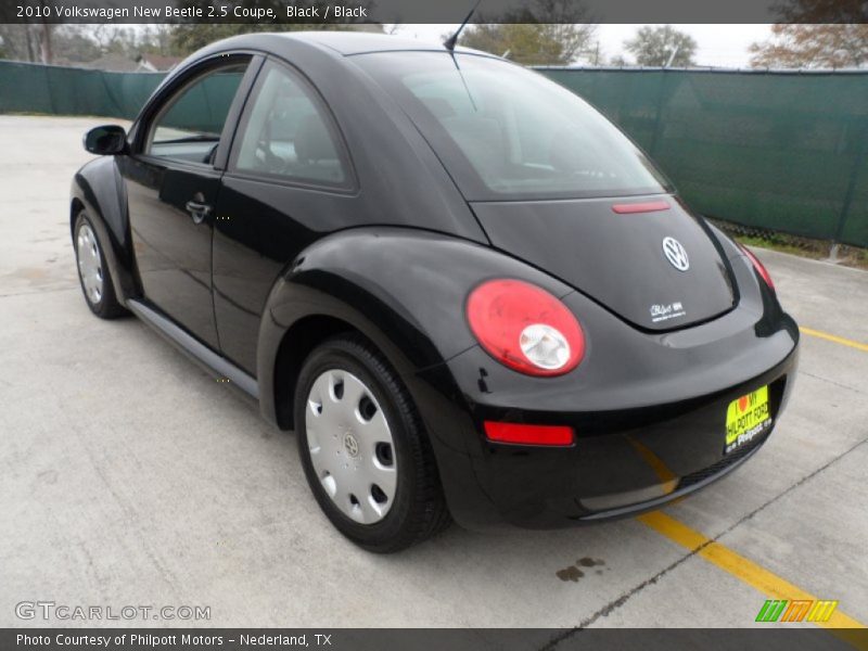 Black / Black 2010 Volkswagen New Beetle 2.5 Coupe