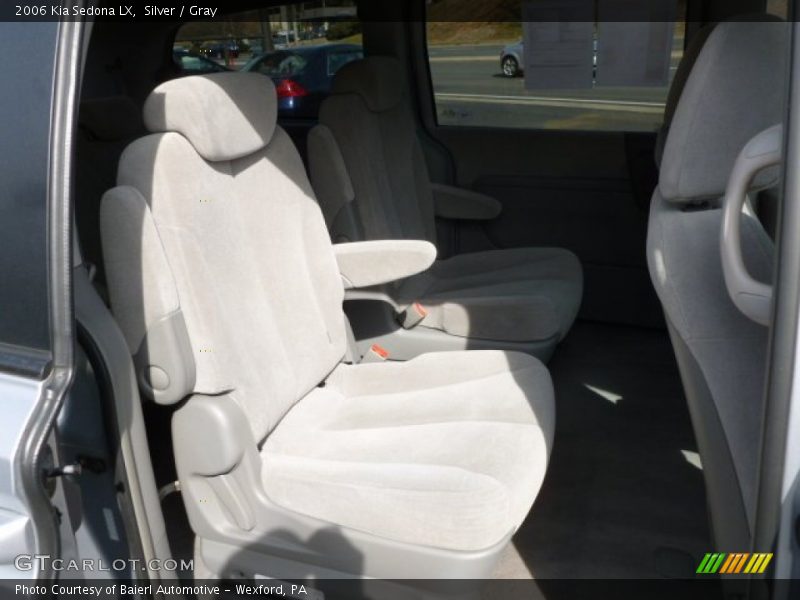 Silver / Gray 2006 Kia Sedona LX