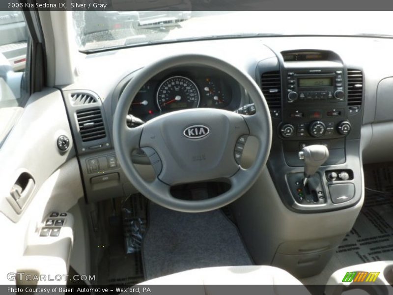 Silver / Gray 2006 Kia Sedona LX