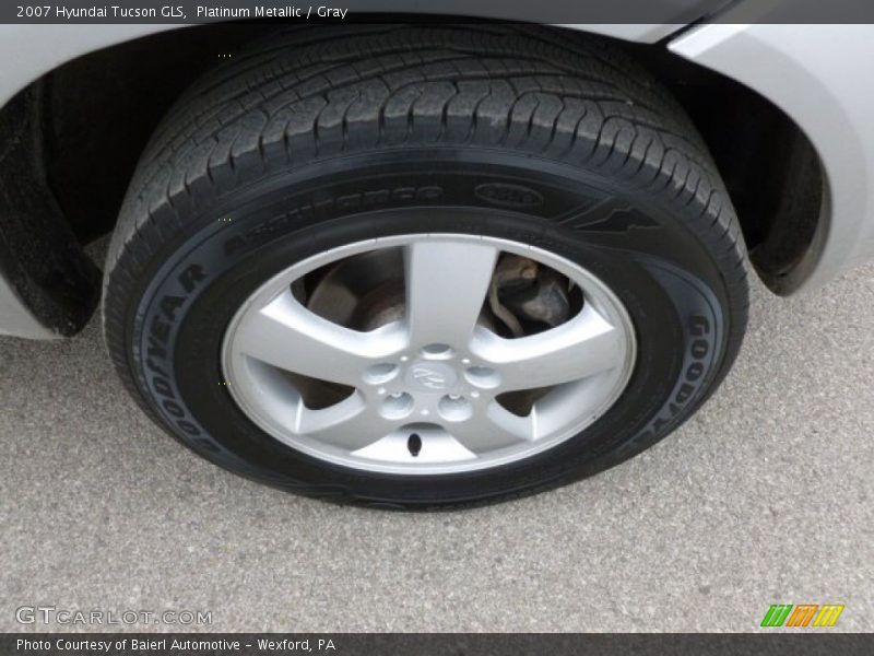 Platinum Metallic / Gray 2007 Hyundai Tucson GLS