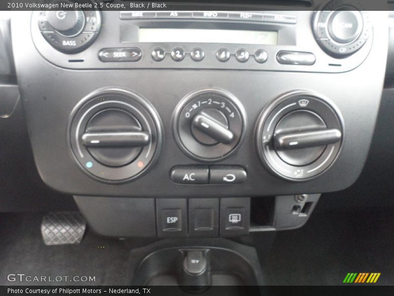 Black / Black 2010 Volkswagen New Beetle 2.5 Coupe