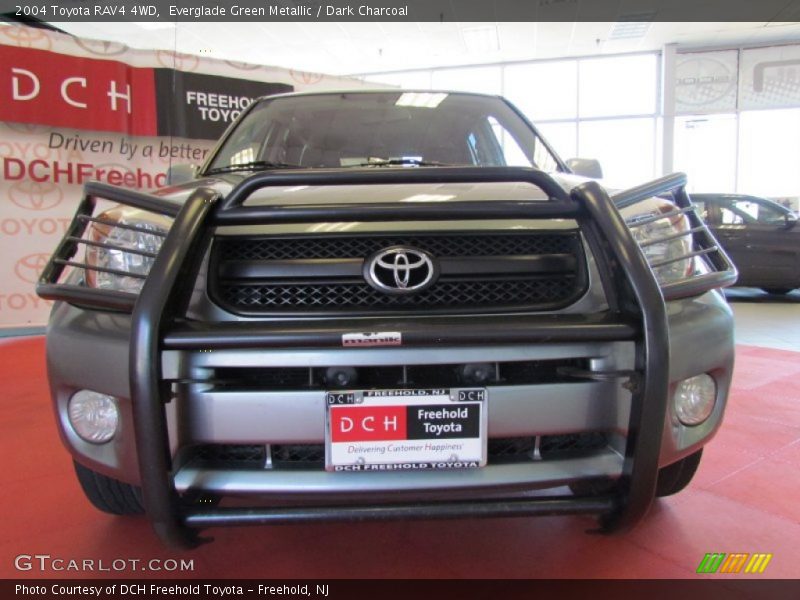 Everglade Green Metallic / Dark Charcoal 2004 Toyota RAV4 4WD