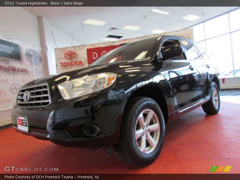 Black / Sand Beige 2010 Toyota Highlander