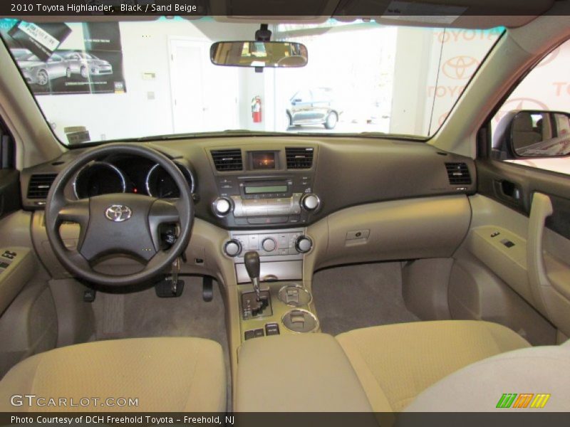 Black / Sand Beige 2010 Toyota Highlander