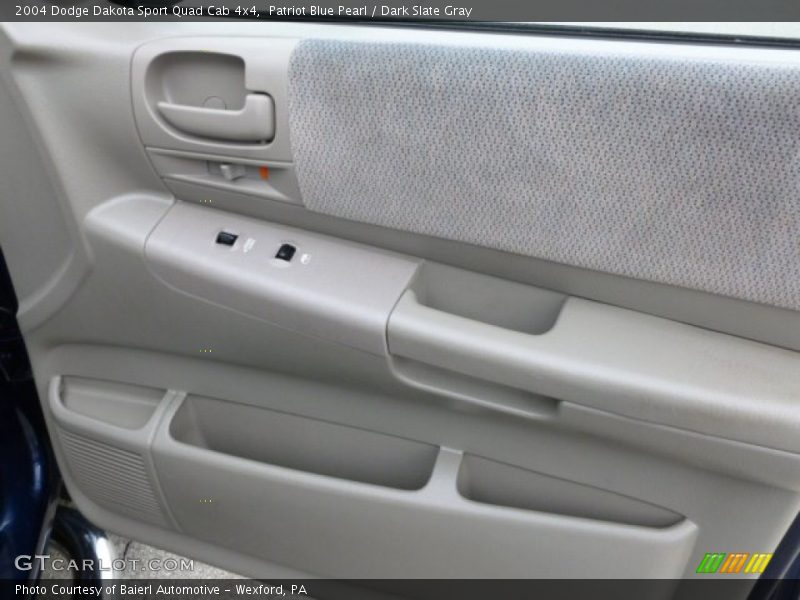 Patriot Blue Pearl / Dark Slate Gray 2004 Dodge Dakota Sport Quad Cab 4x4
