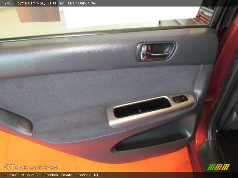 Salsa Red Pearl / Dark Gray 2005 Toyota Camry SE