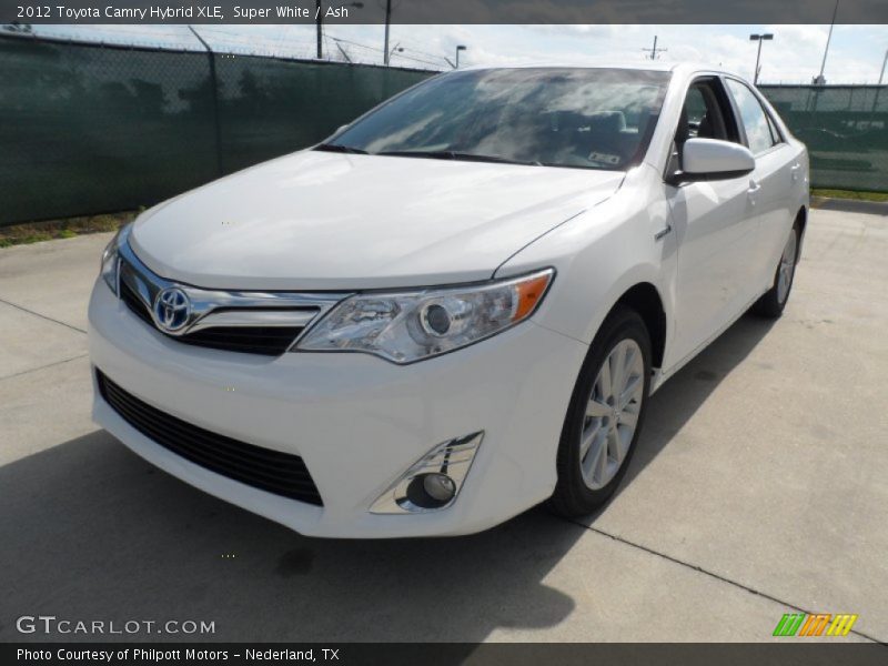 Super White / Ash 2012 Toyota Camry Hybrid XLE