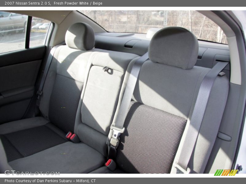 Fresh Powder White / Beige 2007 Nissan Sentra 2.0 S