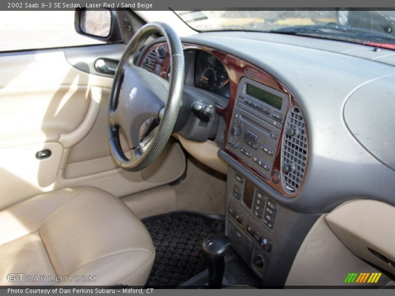 Laser Red / Sand Beige 2002 Saab 9-3 SE Sedan