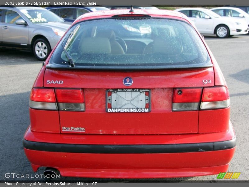 Laser Red / Sand Beige 2002 Saab 9-3 SE Sedan