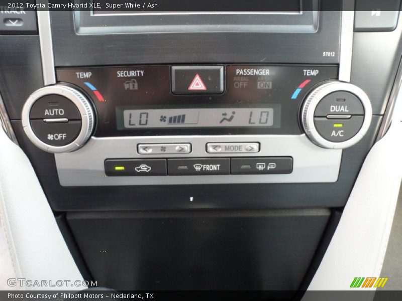 Super White / Ash 2012 Toyota Camry Hybrid XLE