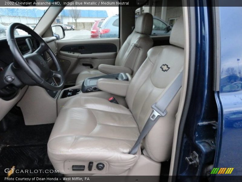 Indigo Blue Metallic / Medium Neutral 2002 Chevrolet Avalanche 4WD