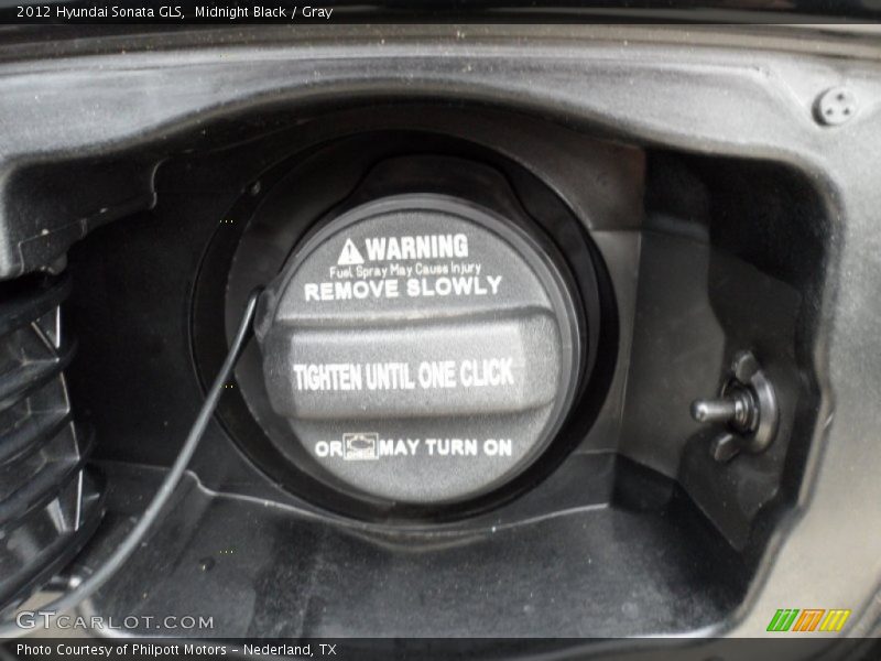 Midnight Black / Gray 2012 Hyundai Sonata GLS