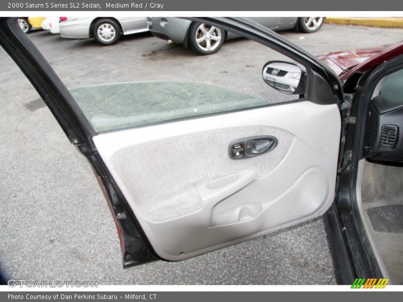 Medium Red / Gray 2000 Saturn S Series SL2 Sedan