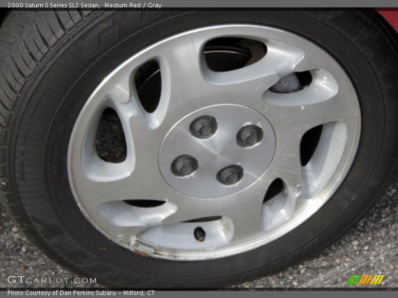 Medium Red / Gray 2000 Saturn S Series SL2 Sedan