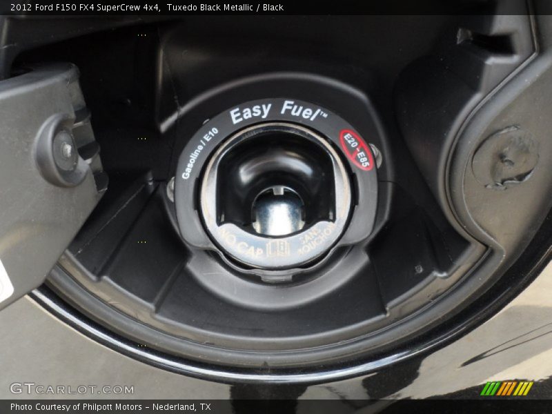 Tuxedo Black Metallic / Black 2012 Ford F150 FX4 SuperCrew 4x4