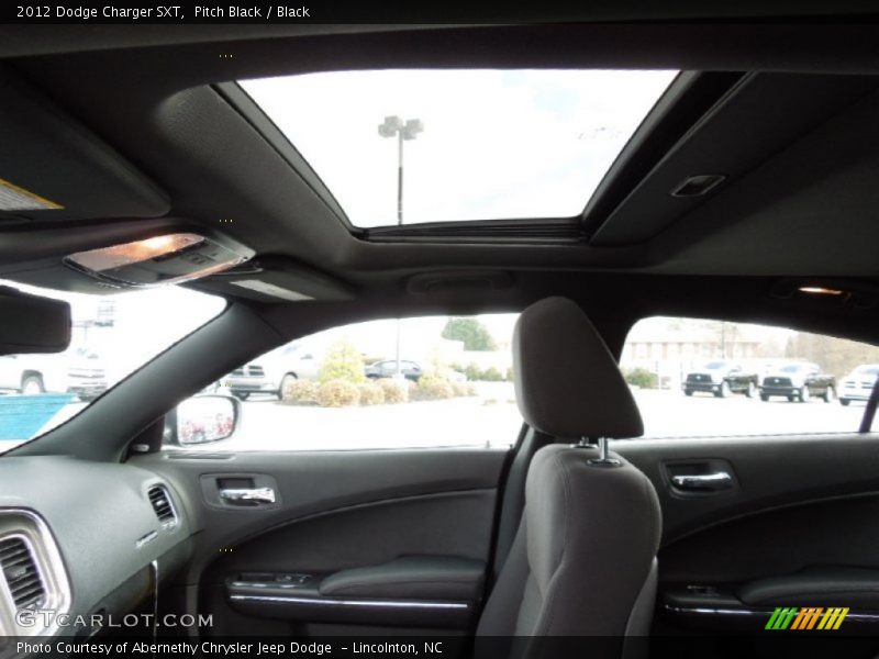 Pitch Black / Black 2012 Dodge Charger SXT