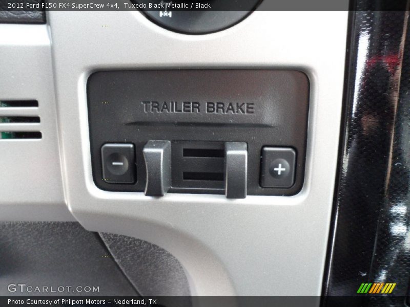 Tuxedo Black Metallic / Black 2012 Ford F150 FX4 SuperCrew 4x4