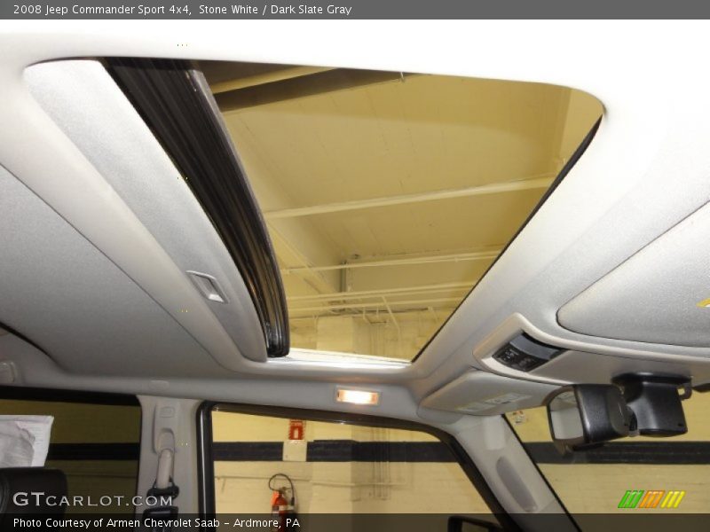 Stone White / Dark Slate Gray 2008 Jeep Commander Sport 4x4