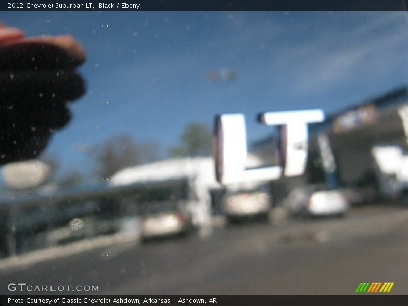 Black / Ebony 2012 Chevrolet Suburban LT