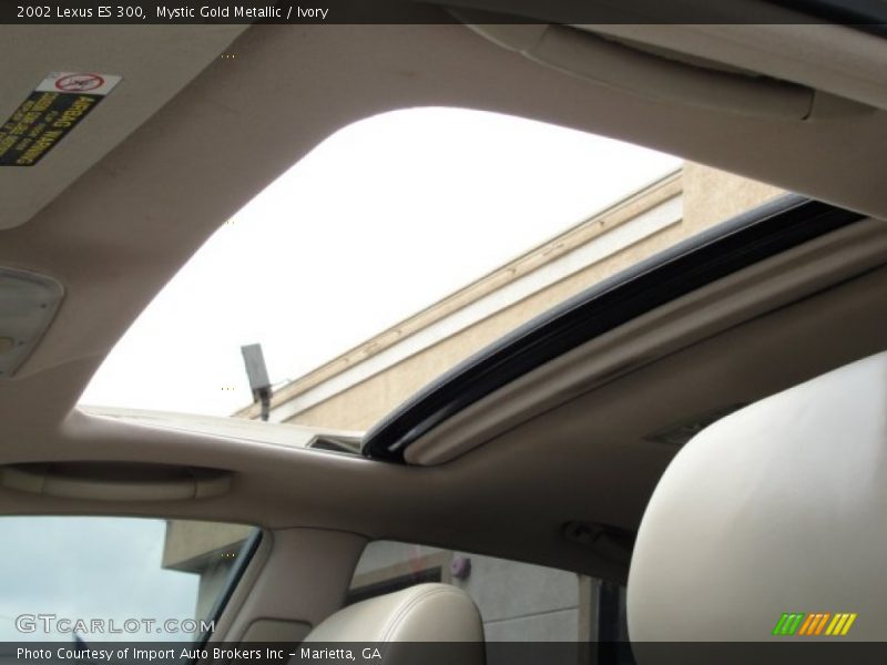 Mystic Gold Metallic / Ivory 2002 Lexus ES 300