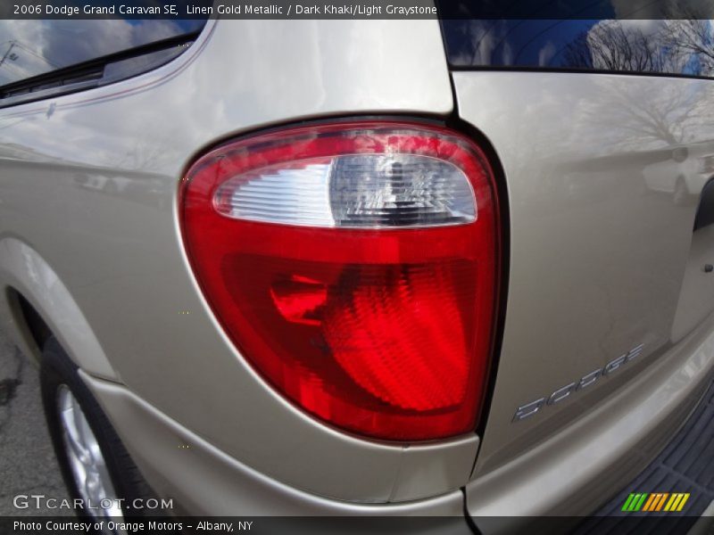 Linen Gold Metallic / Dark Khaki/Light Graystone 2006 Dodge Grand Caravan SE