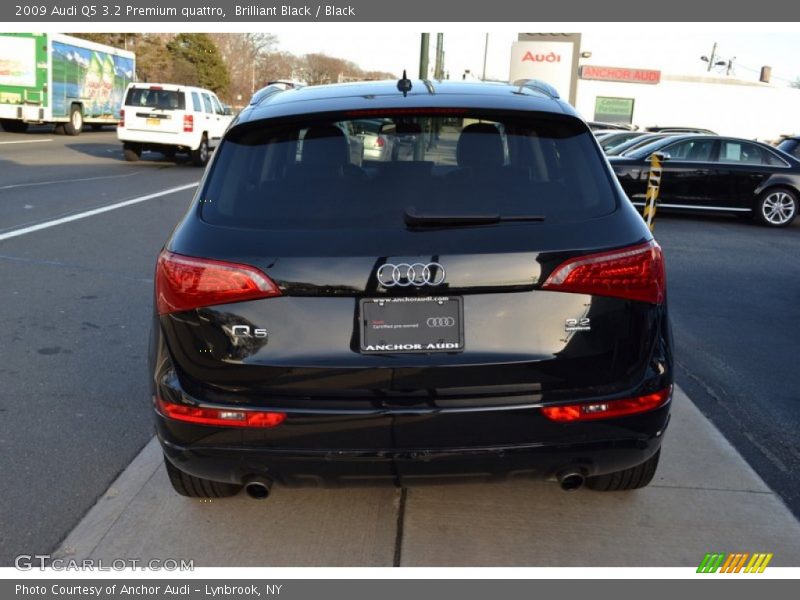 Brilliant Black / Black 2009 Audi Q5 3.2 Premium quattro