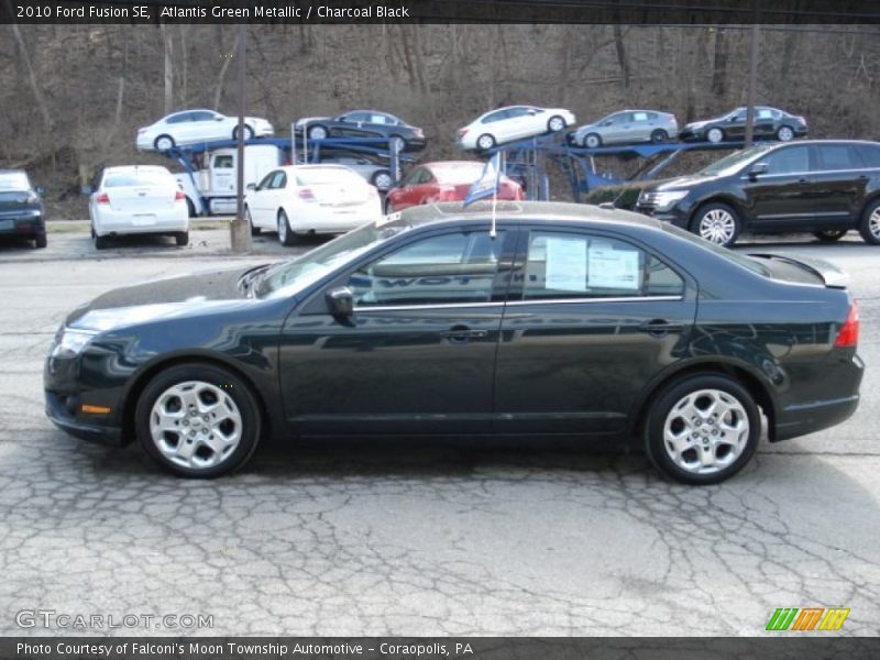 Atlantis Green Metallic / Charcoal Black 2010 Ford Fusion SE