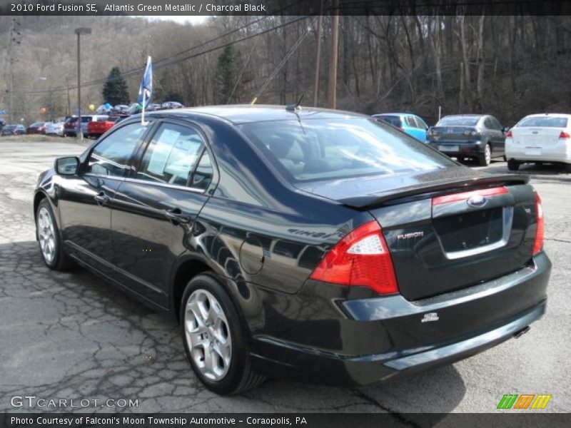 Atlantis Green Metallic / Charcoal Black 2010 Ford Fusion SE