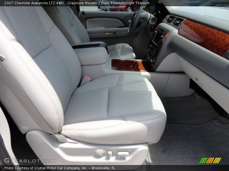 Graystone Metallic / Dark Titanium/Light Titanium 2007 Chevrolet Avalanche LTZ 4WD