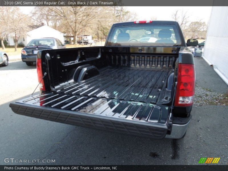 Onyx Black / Dark Titanium 2010 GMC Sierra 1500 Regular Cab