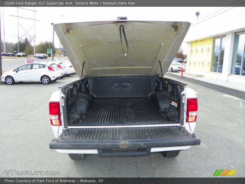 Oxford White / Medium Dark Flint 2006 Ford Ranger XLT SuperCab 4x4