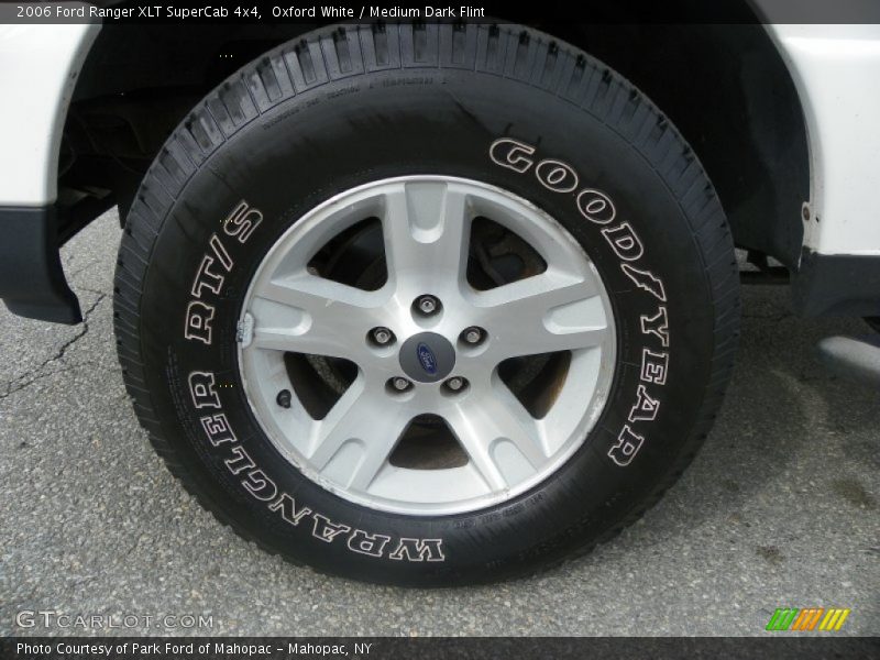 Oxford White / Medium Dark Flint 2006 Ford Ranger XLT SuperCab 4x4