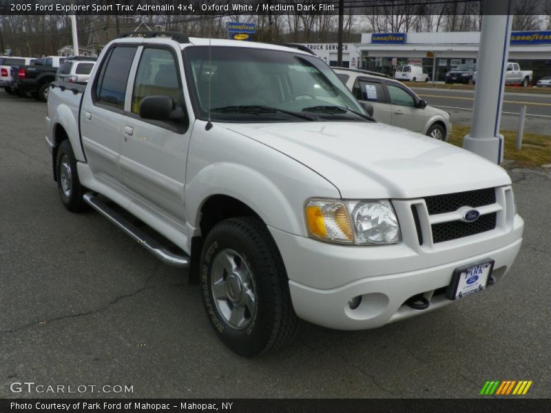 Oxford White / Medium Dark Flint 2005 Ford Explorer Sport Trac Adrenalin 4x4