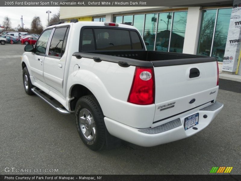 Oxford White / Medium Dark Flint 2005 Ford Explorer Sport Trac Adrenalin 4x4