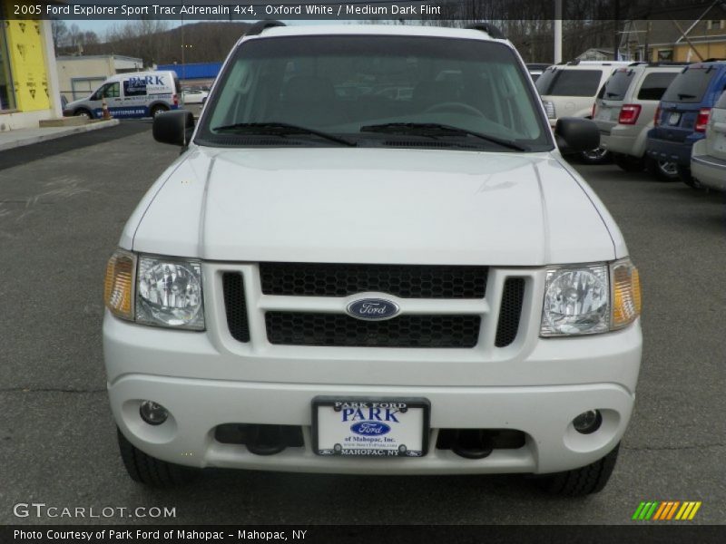 Oxford White / Medium Dark Flint 2005 Ford Explorer Sport Trac Adrenalin 4x4